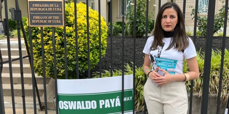 Honran a Payá en DC en medio de preguntas sobre apoyo de EEUU a promoción de democracia