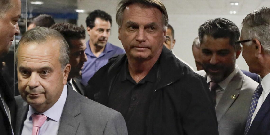 La Fiscalía de Brasil pide la condena de Bolsonaro por el intento de golpe de Estado contra Lula