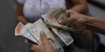 La crisis pica y se extiende: Dólar BCV no da respiro al bolsillo de los venezolanos