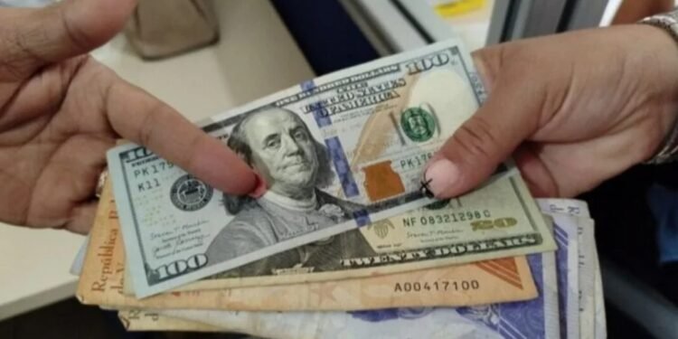 Dólar BCV arrancó la semana con importante alza en su cotización