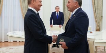 Donald Trump se plantea una reunión con Putin “muy pronto” para poner fin a la guerra