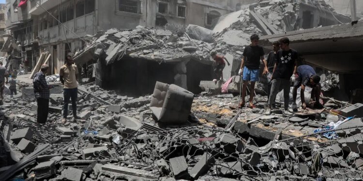 Israel mata al periodista de Al Jazeera Anas al Sharif y a otros tres reporteros de la cadena en un bombardeo en Gaza