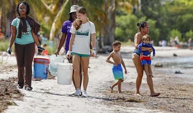 Jóvenes activistas climáticos se reúnen en Miami. Trump los ha afectado