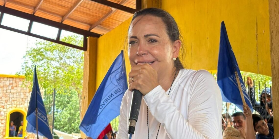 María Corina Machado: Te roban, te humillan y ahora pretenden que tú salgas a defenderlos