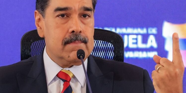 El Mundo: El régimen de Maduro se prepara para la guerra con EEUU
