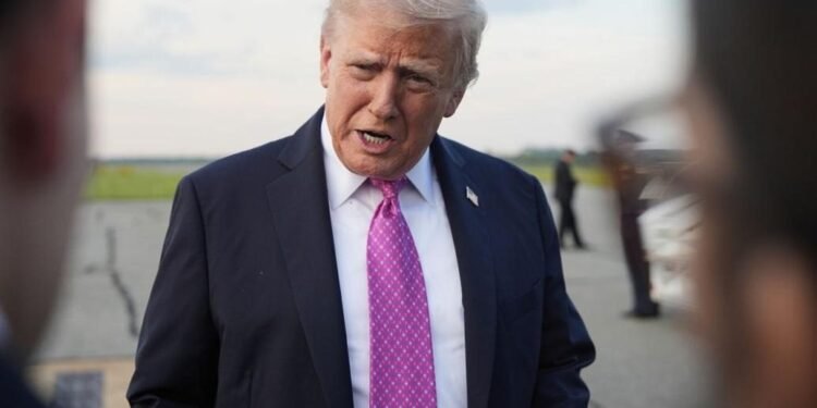 Trump deja abierta posibilidad de nuevas acciones contra el régimen de Maduro: «Veremos qué sucede»