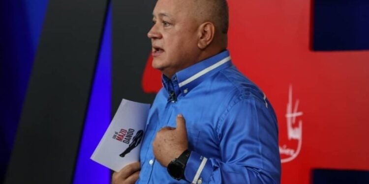 Lo que dijo Cabello sobre los F-16 venezolanos que sobrevolaron buques de guerra de EEUU