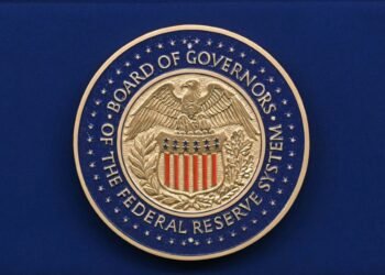 Fed recorta tasas por primera vez en 2025 ante debilidad del empleo en EEUU