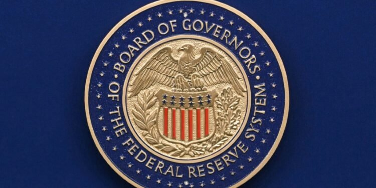 Fed recorta tasas por primera vez en 2025 ante debilidad del empleo en EEUU