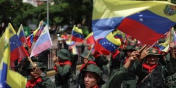 Maduro amplía sus poderes con un nuevo estado de excepción para hacer frente a “la agresión de Estados Unidos”