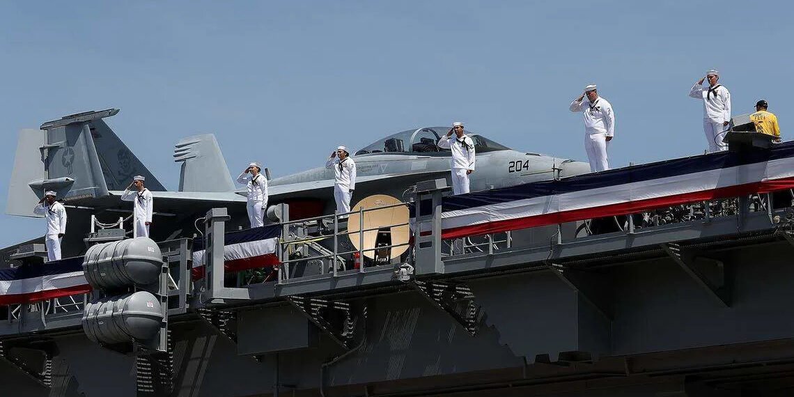 Trump envía el portaaviones más grande del mundo al Caribe mientras se intensifica la guerra contra las drogas