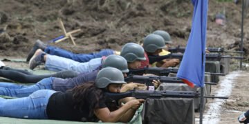 Venezuela denuncia que cinco aviones de combate de EEUU ingresaron en zona de control aéreo cercana al aeropuerto de Maiquetía