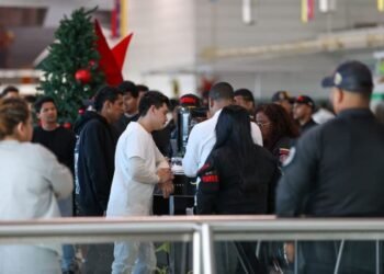 Llegó a Venezuela un vuelo con 166 migrantes repatriados desde EE UU