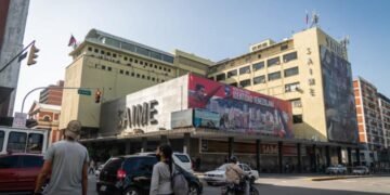 Saime anunció que extranjeros pueden solicitar su constancia de nacionalización en línea