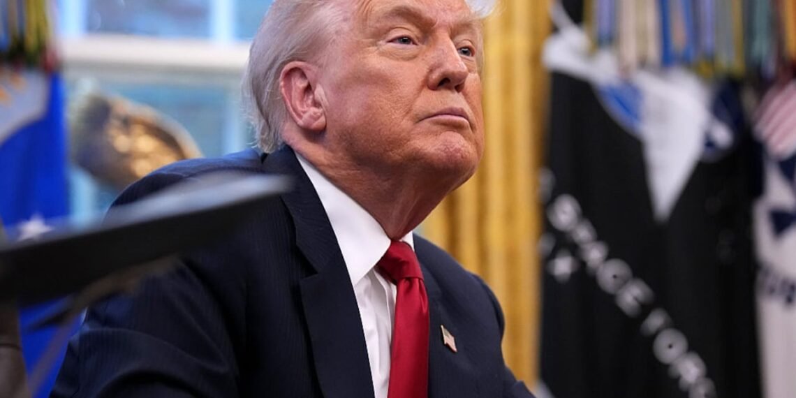 «La respuesta es sí»: Trump confirmó que sostuvo una conversación telefónica con Maduro