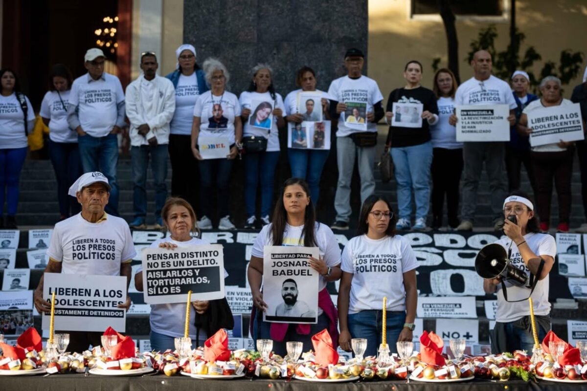 #TeExplicamosElDía | Viernes 26 de diciembre Presos políticos | Foto: Clippve