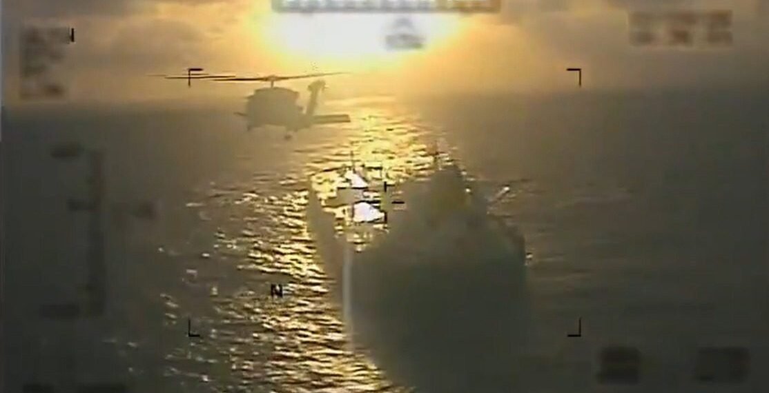 EN VIDEO: Así EEUU realizó operativo para interceptar a segundo petrolero frente a costas de Venezuela