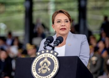 Xiomara Castro reiteró que va a garantizar la transición de presidencia a Tito Asfura en Honduras