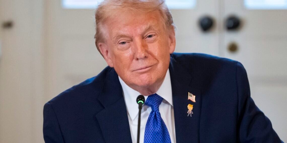 Senado de EE UU rechazó la resolución que buscaba impedir a Trump usar fuerza militar en Venezuela