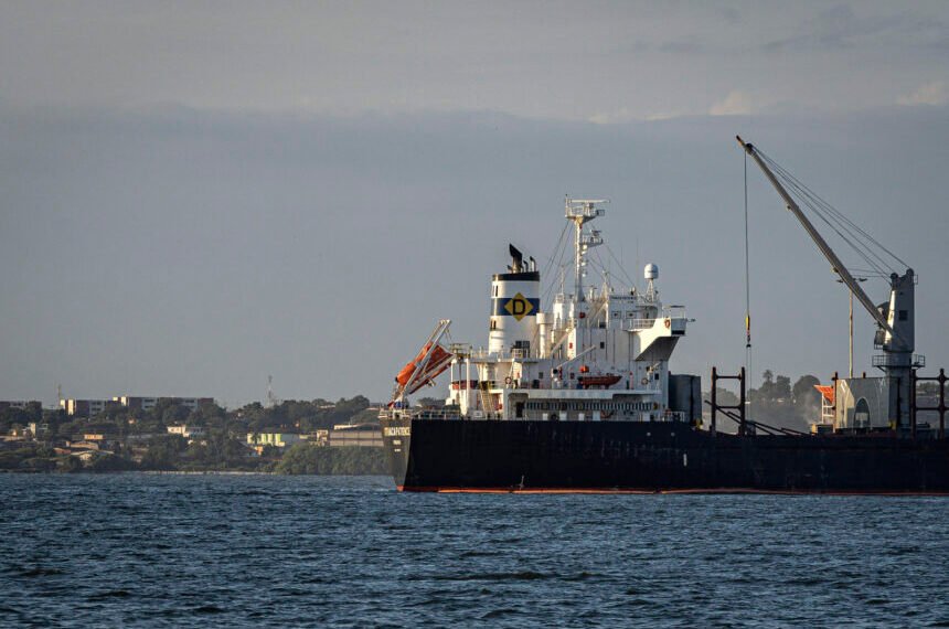 Chavismo admitió que un buque interceptado por EEUU salió de Venezuela sin pagarle a Pdvsa