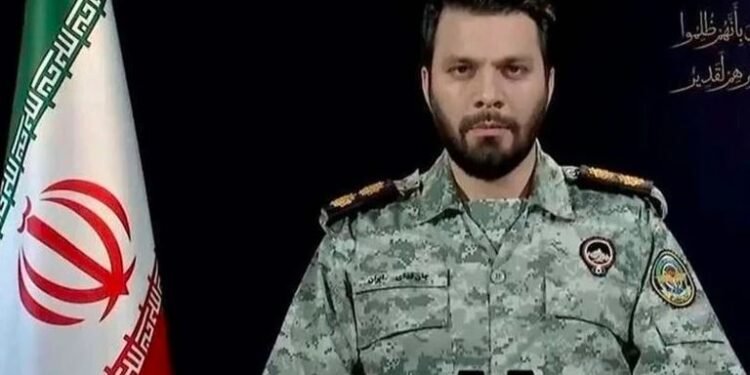 Régimen de Irán no tardó en amenazar a EEUU tras ultimátum de Trump para abrir el estrecho de Ormuz