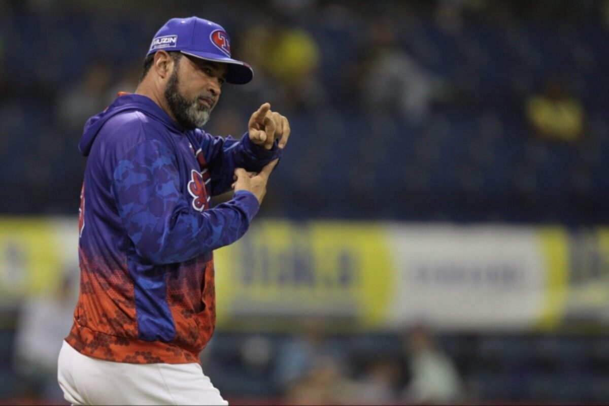 Tiburones de la Guaira ratificó a Oswaldo Guillén como manager para la temporada 2024-2025