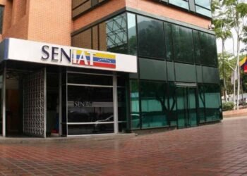 ¿El gobierno anunció un incremento del IVA para cubrir la defensa de Nicolás Maduro?