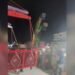 Una atracción de un parque de diversiones colapsó con personas a bordo (VIDEO)