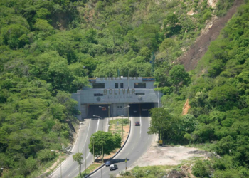 Anunciaron el cierre parcial de la autopista Caracas-La Guaira durante dos días