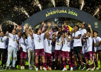 Carabobo superó a Puerto Cabello y se coronó campeón del Torneo de Apertura