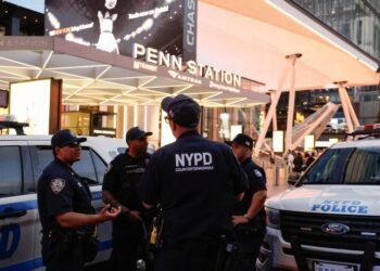 Pánico en Nueva York: Cinco personas fueron apuñaladas en la estación Penn Station